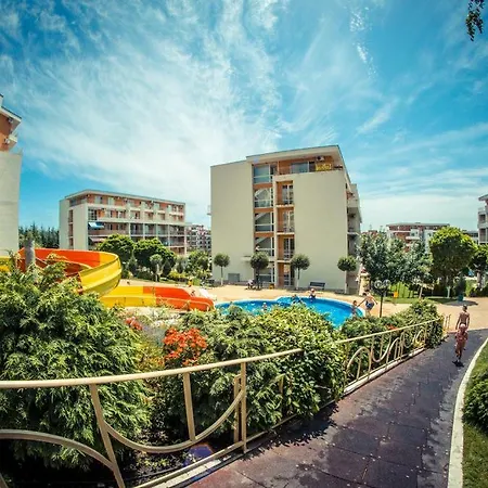 Fort Club Apartament *